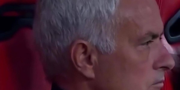 穆帅赌对了，欧冠三连败后他找到最佳夺冠路，放弃欧战专攻国内三冠王