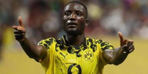 欧冠大戏！曼城主场乱杀德甲，魔人战旧主，B席100场里程碑暗藏玄机